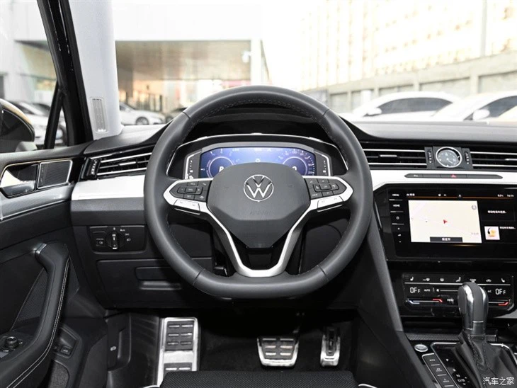 FAW - Volkswagen / Magotan GTE/2022 Luxury Model
