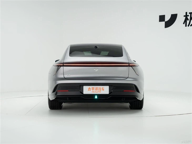 2024 Jiyue 07 RWD Hatchback