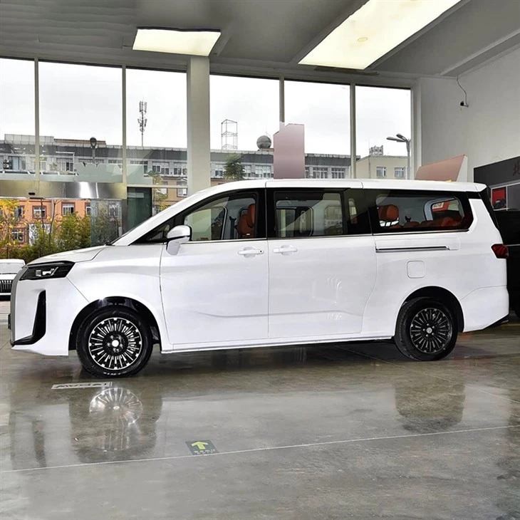 BAW M8 7/9 Seats RHD MPV best